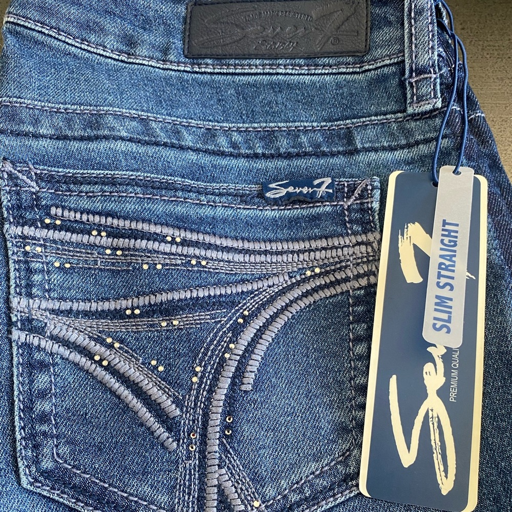 New with tags. Seven 7 slim straight denim size 8